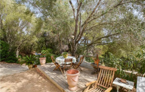 Awesome apartment in Porto Vecchio with WiFi and 2 Bedrooms